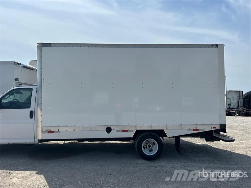 GMC Savana G3500 4x2 Refrigerated Truck Isotermos y frigoríficos