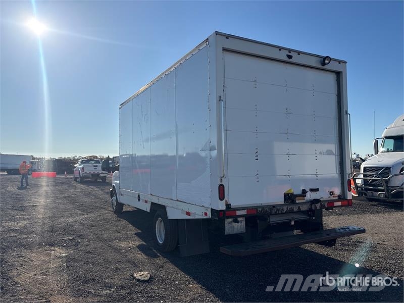 GMC Savana G3500 4x2 Refrigerated Truck Isotermos y frigoríficos