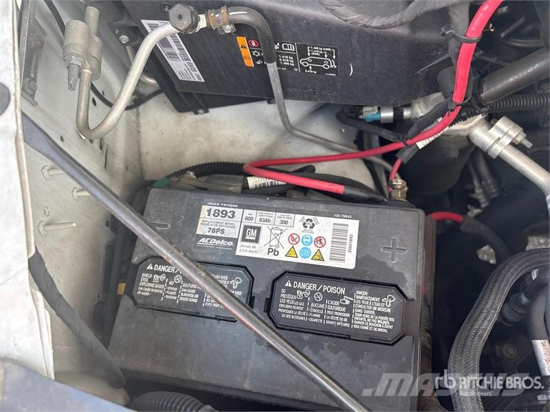 GMC Savana G3500 4x2 Refrigerated Truck Isotermos y frigoríficos