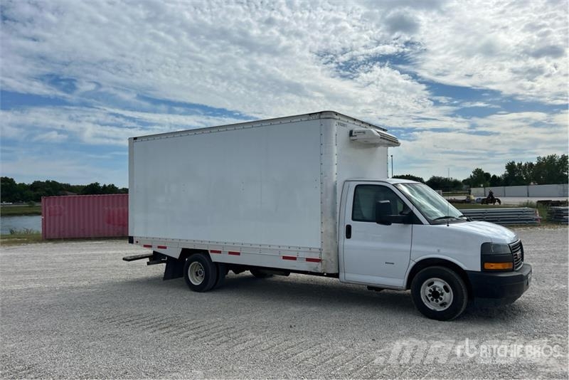 GMC Savana G3500 4x2 Refrigerated Truck Camion a temperatura controllata