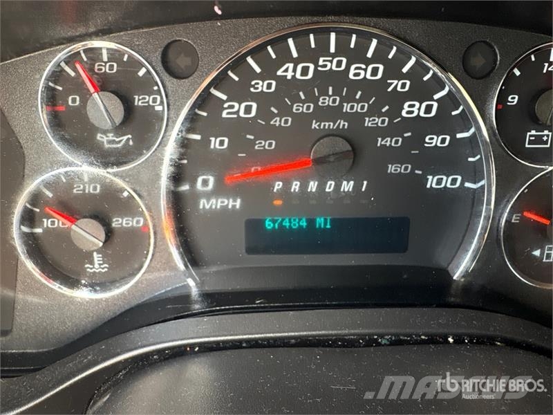 GMC Savana G3500 4x2 Refrigerated Truck Isotermos y frigoríficos