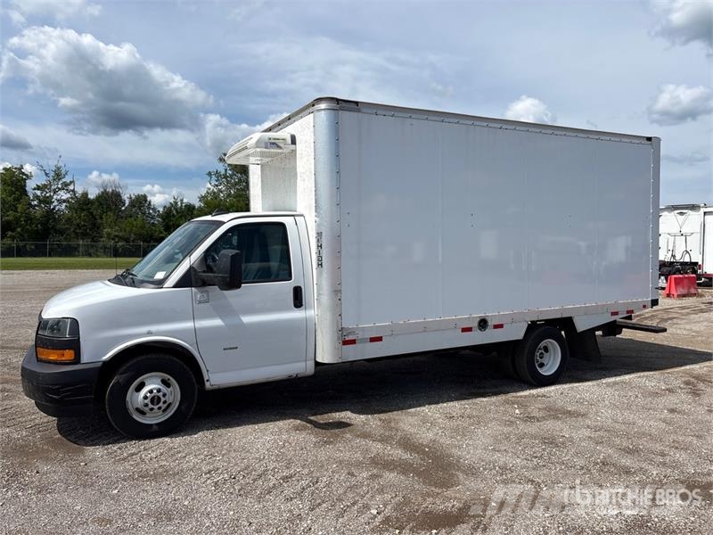 GMC Savana G3500 4x2 Refrigerated Truck Isotermos y frigoríficos