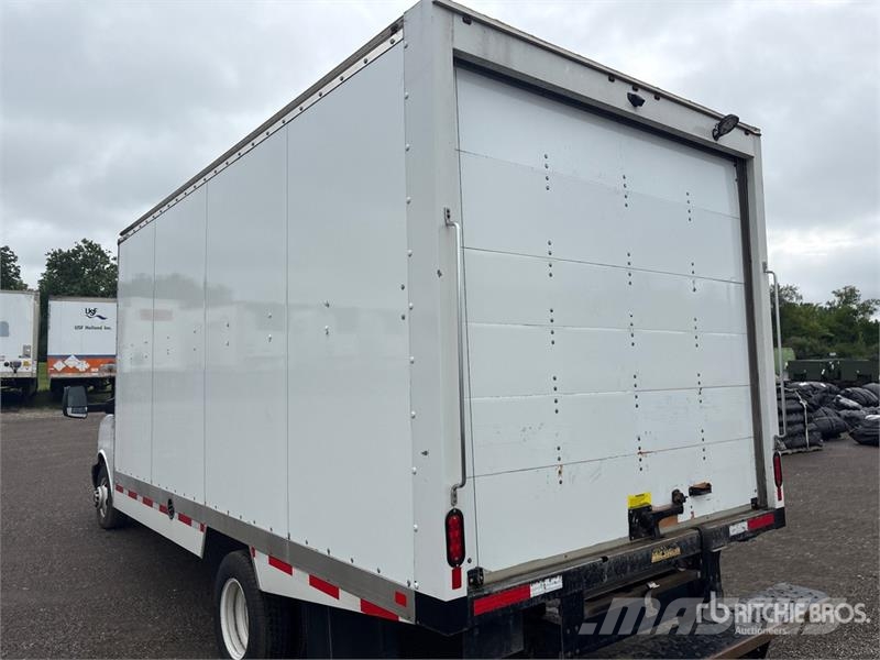 GMC Savana G3500 4x2 Refrigerated Truck Isotermos y frigoríficos