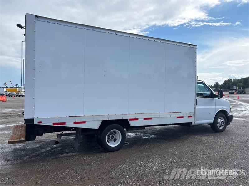 GMC Savana G3500 4x2 Refrigerated Truck Isotermos y frigoríficos