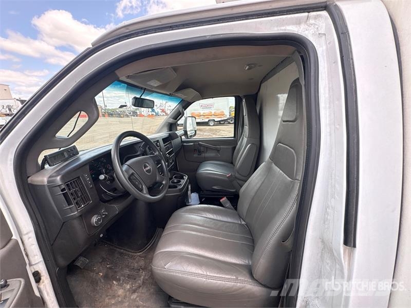 GMC Savana G3500 4x2 Refrigerated Truck Isotermos y frigoríficos
