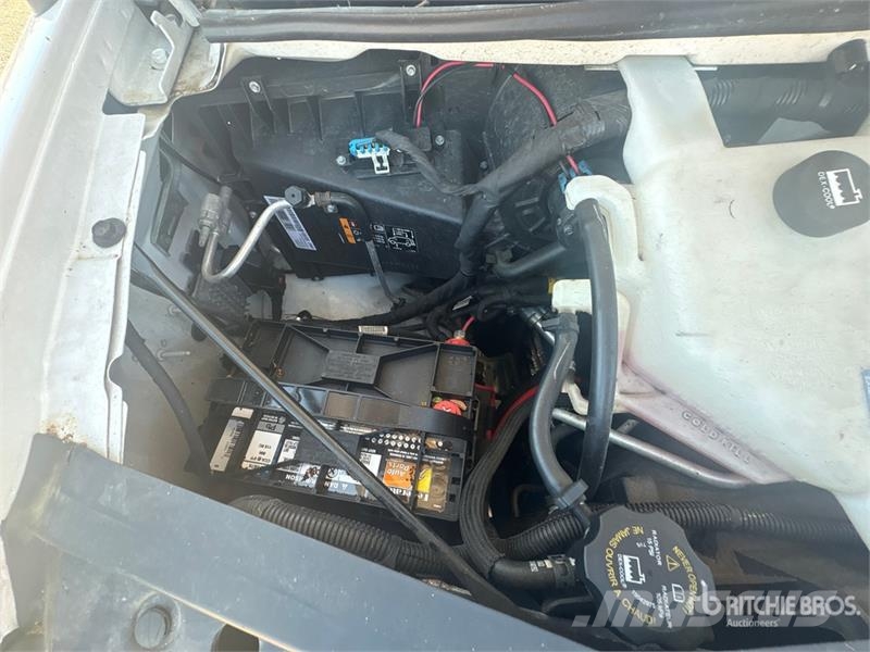 GMC Savana G3500 4x2 Refrigerated Truck Kravas automašīnas - refrižeratori