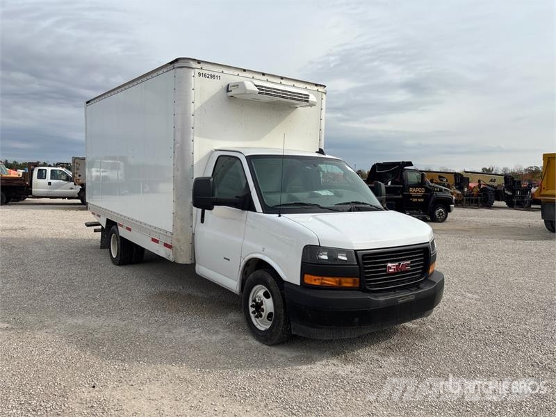GMC Savana G3500 4x2 Refrigerated Truck Kylmä-/Lämpökori kuorma-autot