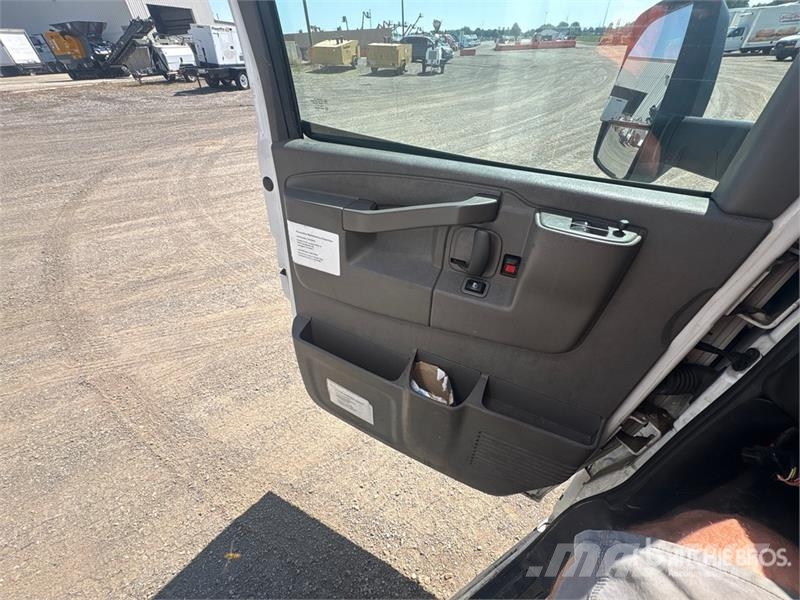 GMC Savana G3500 4x2 Refrigerated Truck Isotermos y frigoríficos