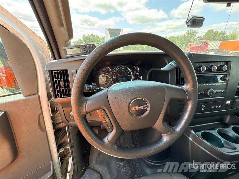 GMC Savana G3500 4x2 Refrigerated Truck Isotermos y frigoríficos