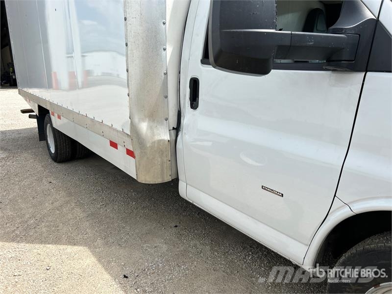 GMC Savana G3500 4x2 Refrigerated Truck Isotermos y frigoríficos