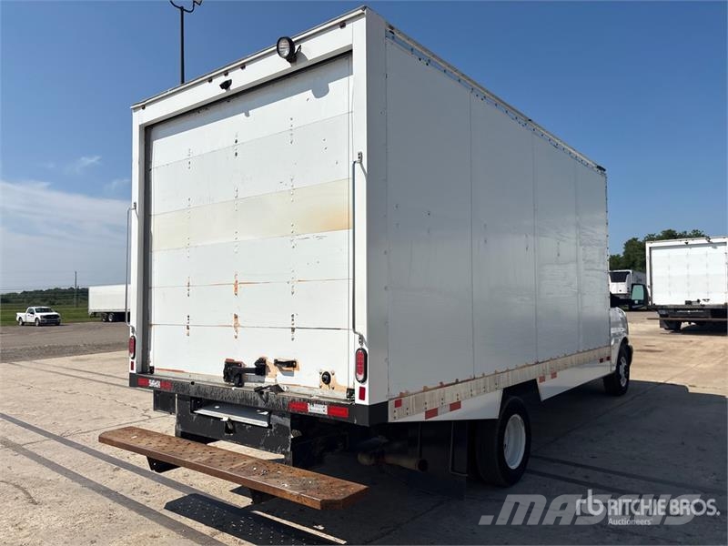 GMC Savana G3500 4x2 Refrigerated Truck Isotermos y frigoríficos