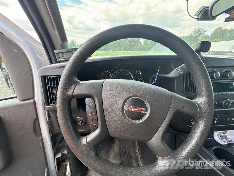 GMC Savana G3500 4x2 Refrigerated Truck Isotermos y frigoríficos