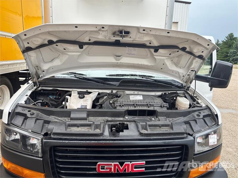 GMC Savana G3500 4x2 Refrigerated Truck Isotermos y frigoríficos