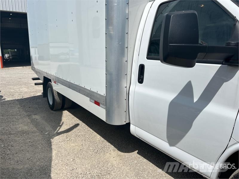 GMC Savana G3500 4x2 Refrigerated Truck Isotermos y frigoríficos