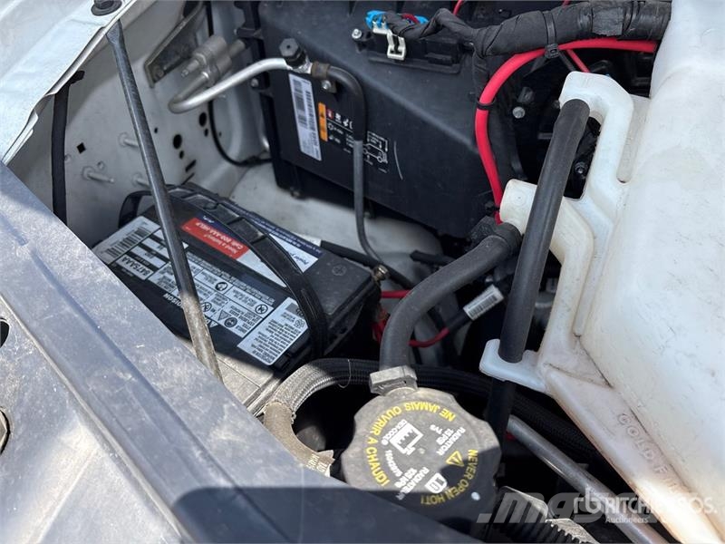GMC Savana G3500 4x2 Refrigerated Truck Isotermos y frigoríficos