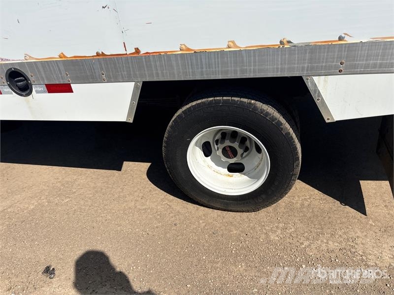 GMC Savana G3500 4x2 Refrigerated Truck Isotermos y frigoríficos