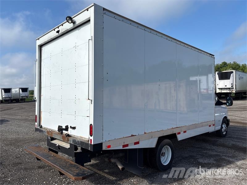GMC Savana G3500 4x2 Refrigerated Truck Isotermos y frigoríficos