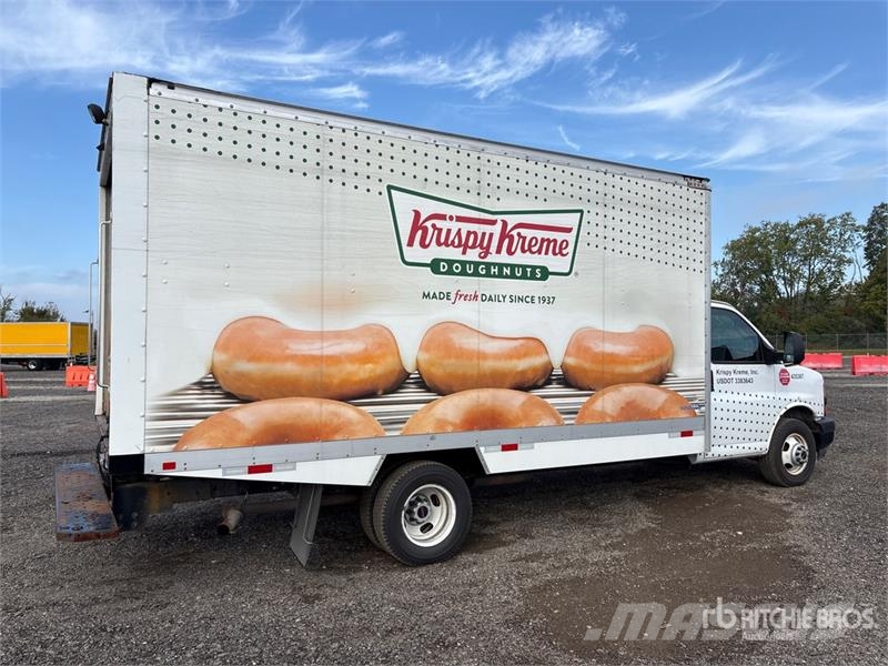 GMC Savana G3500 4x2 Refrigerated Truck Tovornjaki hladilniki