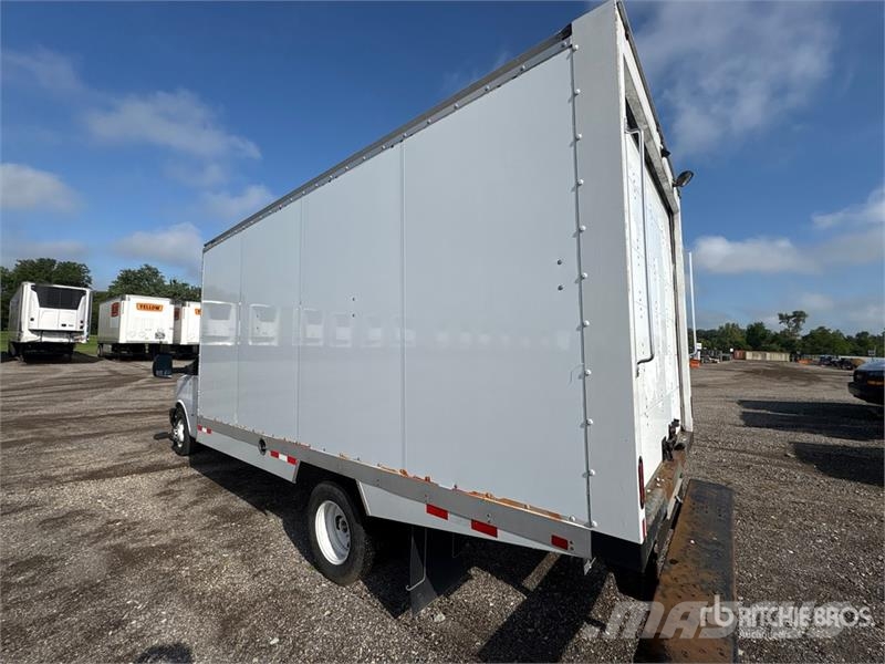 GMC Savana G3500 4x2 Refrigerated Truck Isotermos y frigoríficos