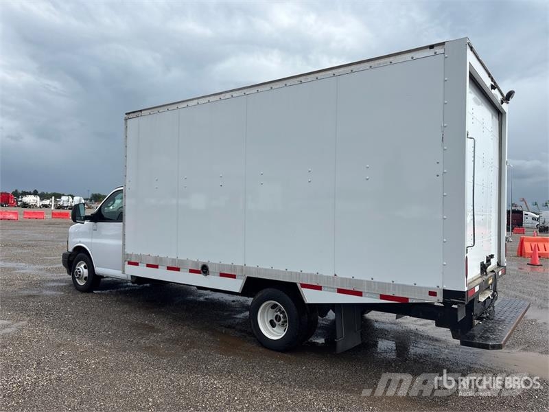 GMC Savana G3500 4x2 Refrigerated Truck Isotermos y frigoríficos