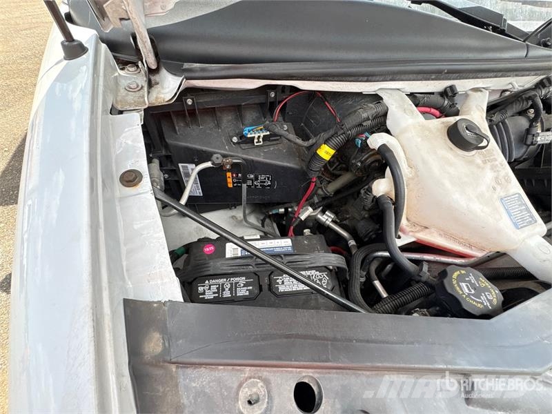 GMC Savana G3500 4x2 Refrigerated Truck Isotermos y frigoríficos