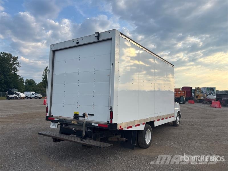GMC Savana G3500 4x2 Refrigerated Truck Isotermos y frigoríficos