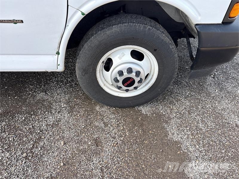 GMC Savana G3500 4x2 Refrigerated Truck Isotermos y frigoríficos