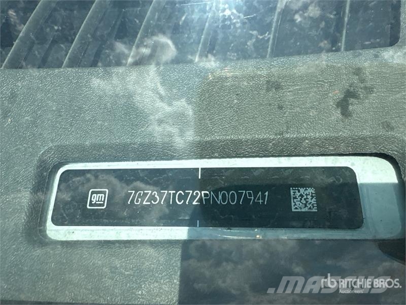 GMC Savana G3500 4x2 Refrigerated Truck Isotermos y frigoríficos