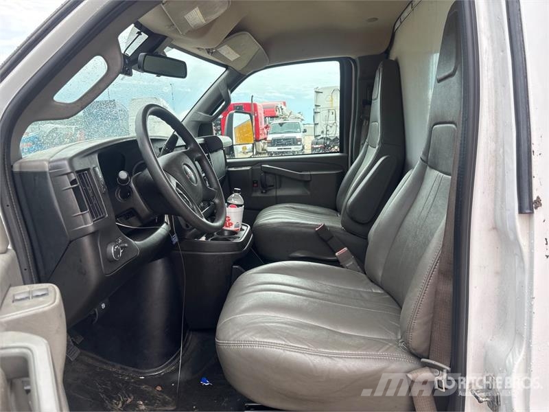 GMC Savana G3500 4x2 Refrigerated Truck Isotermos y frigoríficos