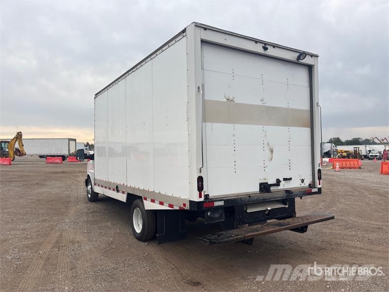 GMC Savana G3500 4x2 Refrigerated Truck Isotermos y frigoríficos