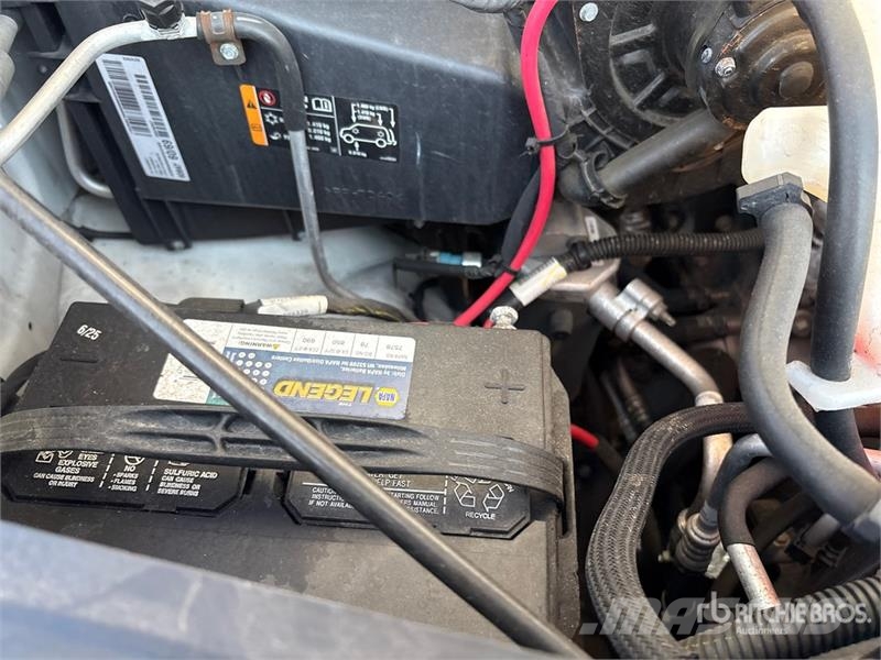 GMC Savana G3500 4x2 Refrigerated Truck Isotermos y frigoríficos