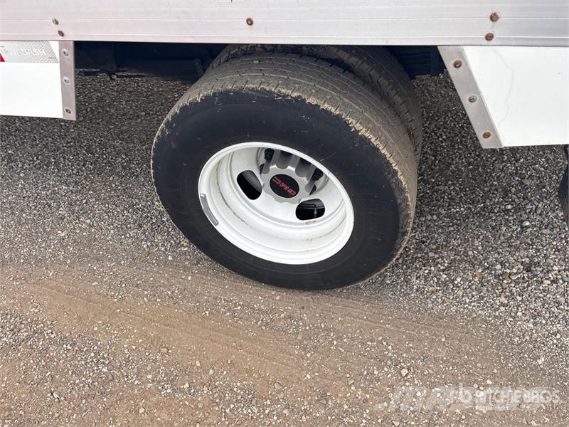 GMC Savana G3500 4x2 Refrigerated Truck Isotermos y frigoríficos