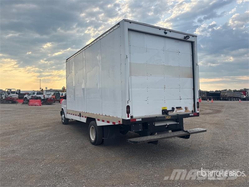 GMC Savana G3500 4x2 Refrigerated Truck Isotermos y frigoríficos
