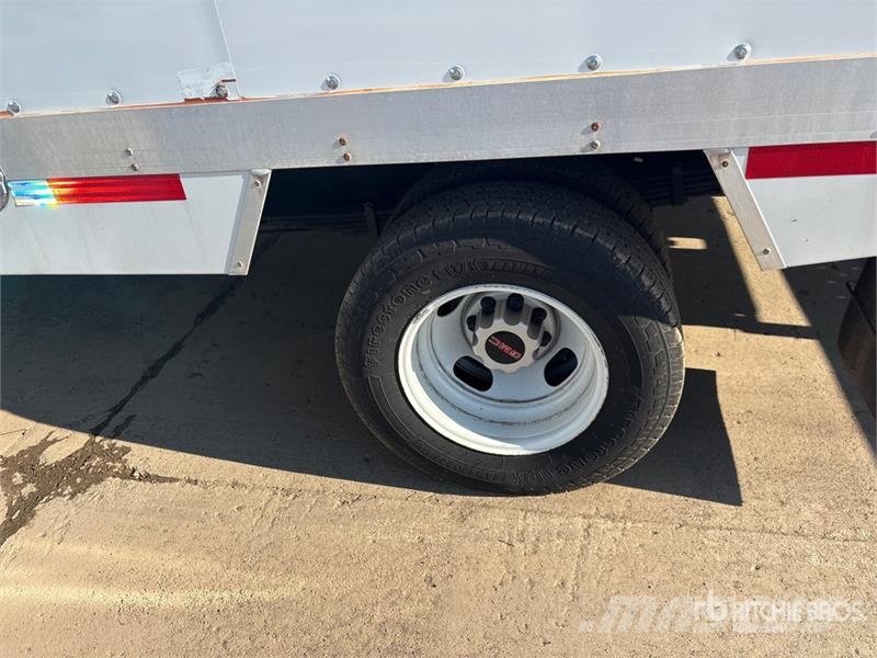 GMC Savana G3500 4x2 Refrigerated Truck Isotermos y frigoríficos