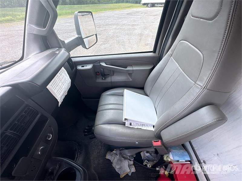 GMC Savana G3500 4x2 Refrigerated Truck Isotermos y frigoríficos
