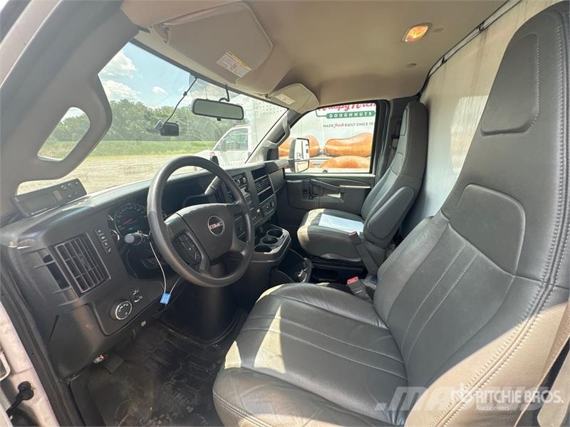 GMC Savana G3500 4x2 Refrigerated Truck Isotermos y frigoríficos