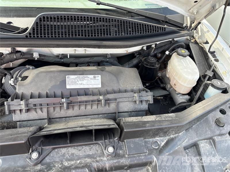 GMC Savana G3500 4x2 Refrigerated Truck Isotermos y frigoríficos