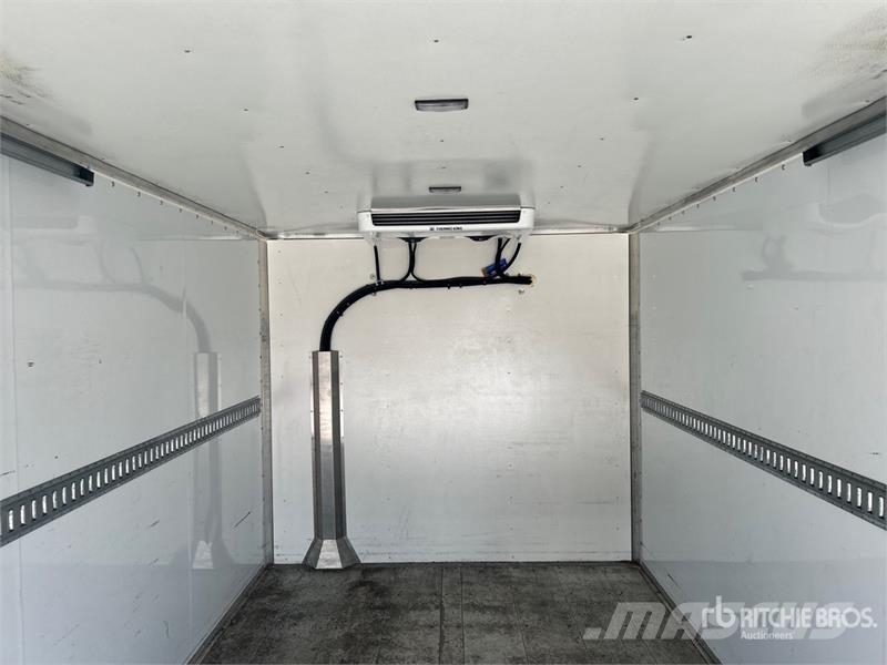 GMC Savana G3500 4x2 Refrigerated Truck Isotermos y frigoríficos