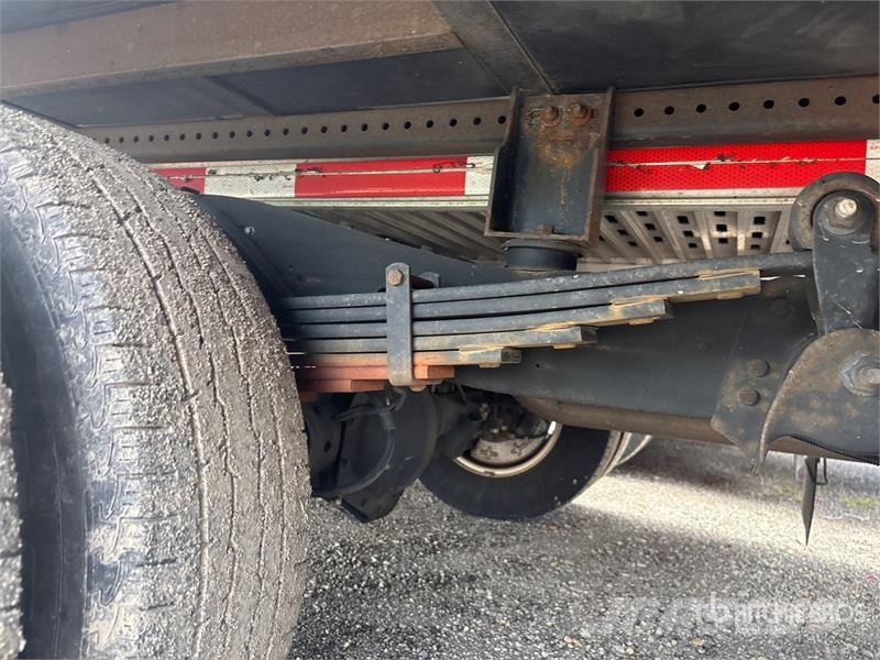 GMC Savana G3500 4x2 Refrigerated Truck Kamioni hladnjače