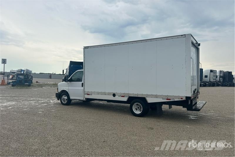 GMC Savana G3500 4x2 Refrigerated Truck Isotermos y frigoríficos