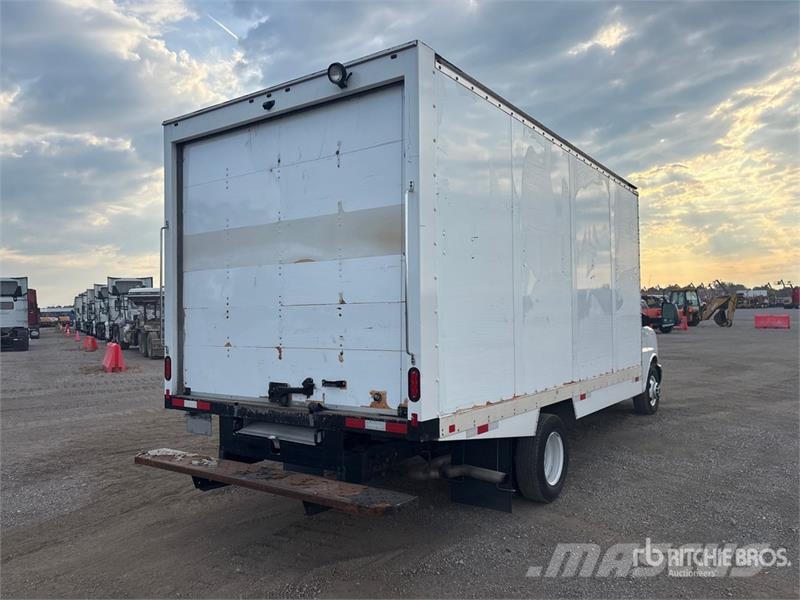 GMC Savana G3500 4x2 Refrigerated Truck Isotermos y frigoríficos