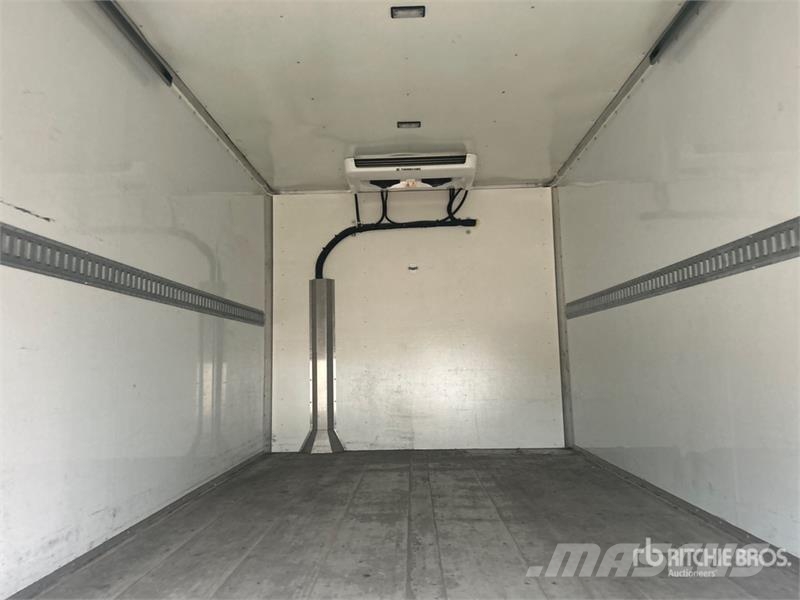 GMC Savana G3500 4x2 Refrigerated Truck Isotermos y frigoríficos