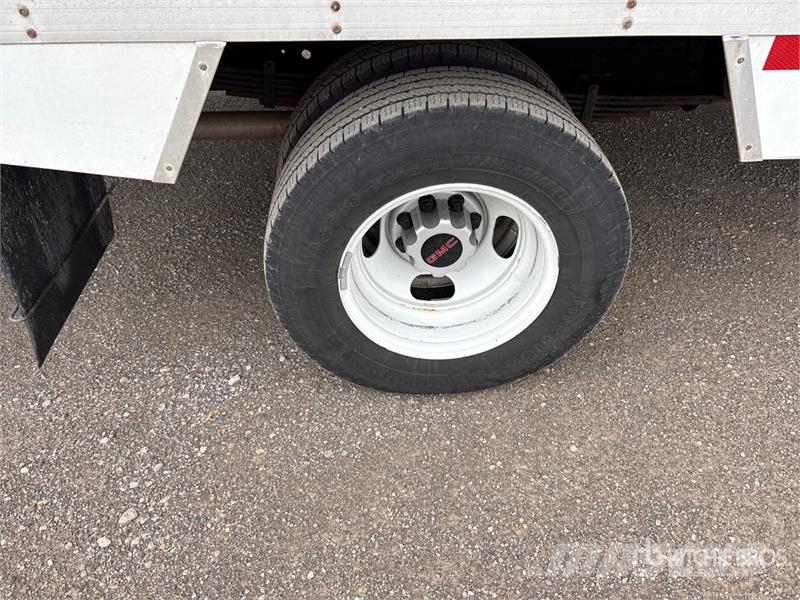 GMC Savana G3500 4x2 Refrigerated Truck Isotermos y frigoríficos