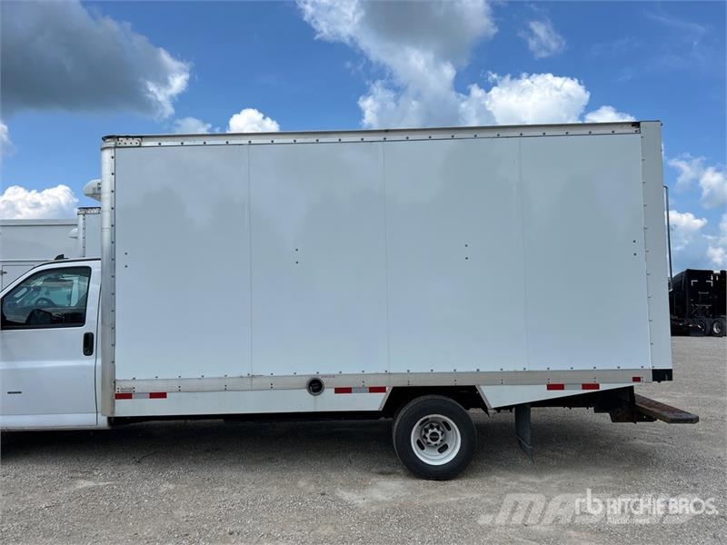 GMC Savana G3500 4x2 Refrigerated Truck Isotermos y frigoríficos