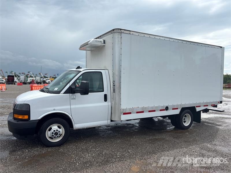 GMC Savana G3500 4x2 Refrigerated Truck Isotermos y frigoríficos