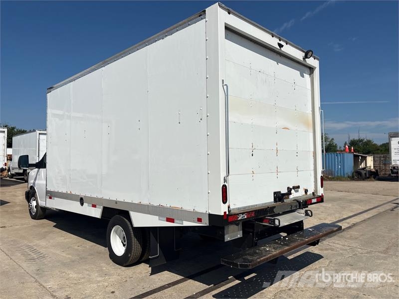 GMC Savana G3500 4x2 Refrigerated Truck Isotermos y frigoríficos