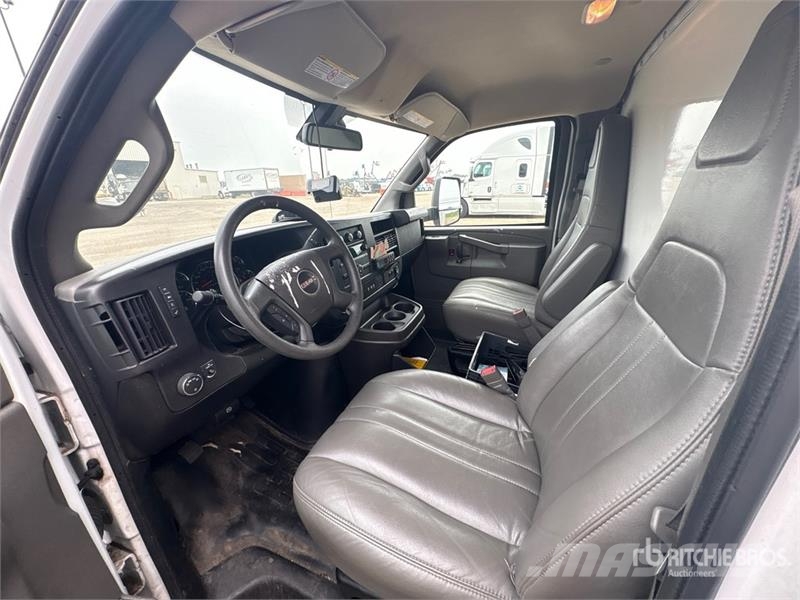 GMC Savana G3500 4x2 Refrigerated Truck Isotermos y frigoríficos