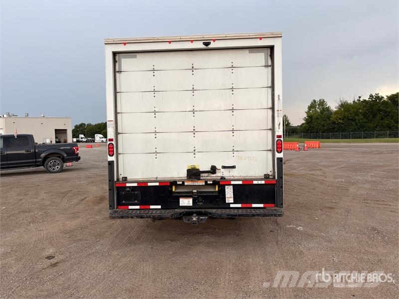 GMC Savana G3500 4x2 Van Truck Van Body Trucks