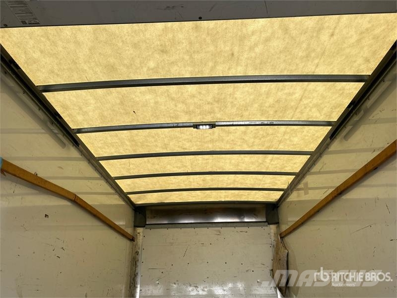 GMC Savana G3500 4x2 Van Truck Sanduk kamioni