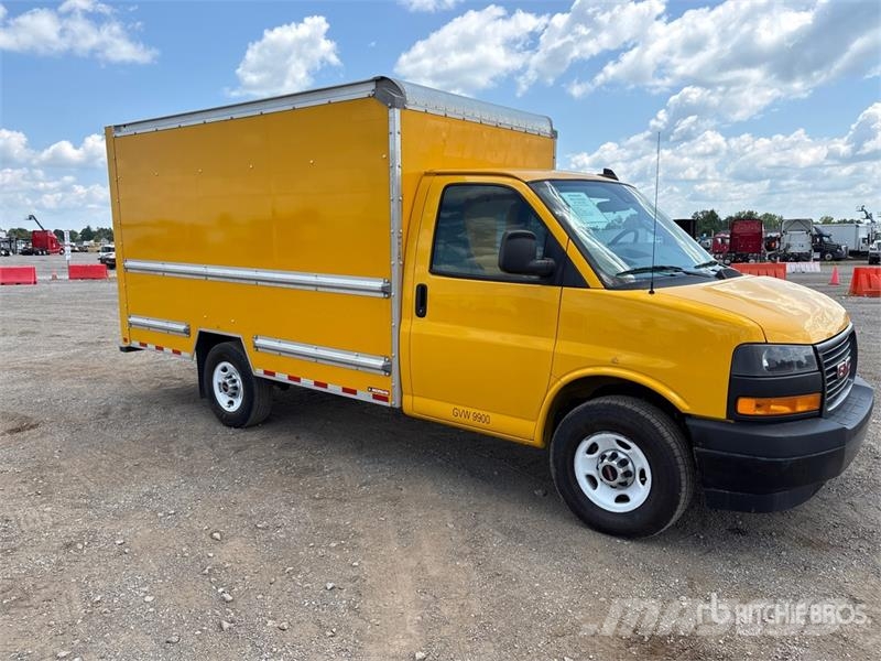 GMC Savana G3500 4x2 Van Truck Skriňová nadstavba